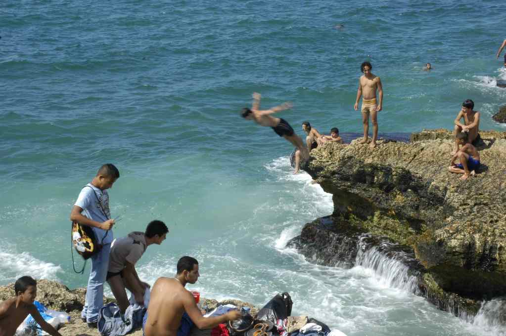 cliff dive beirut