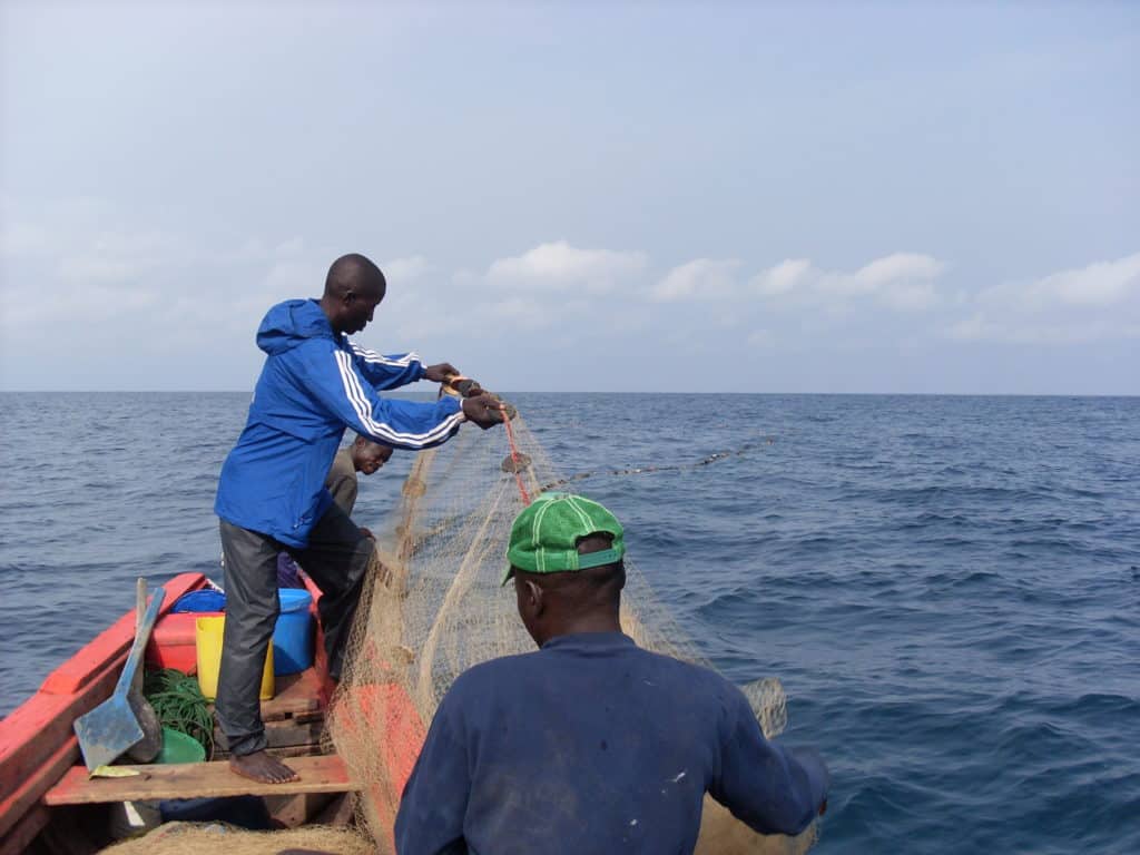 fishermen boat guinea conakry