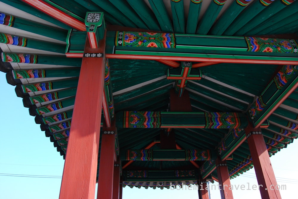 Ceiling detail along the fortress.